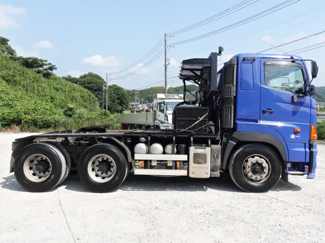 日野 プロフィア QDG-SS1EKDA(6x4)の写真5