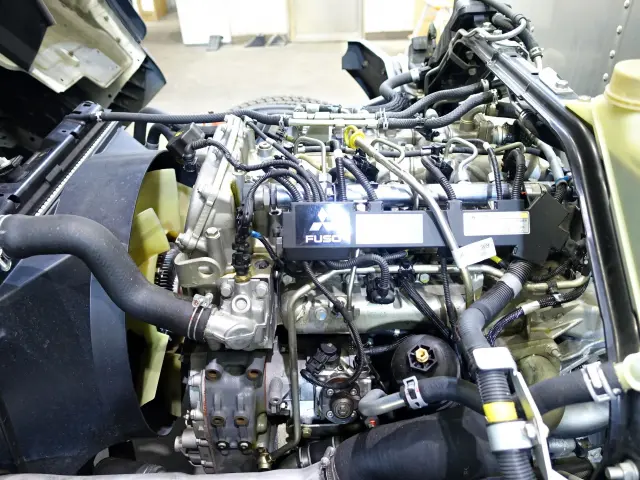 三菱 キャンター TKG-FEB80(2WD)の写真11