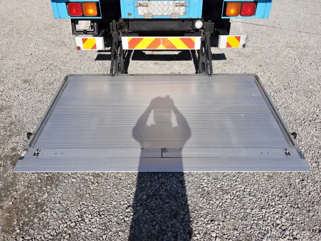 三菱 ファイター QKG-FK65FZ(2WD)の写真10