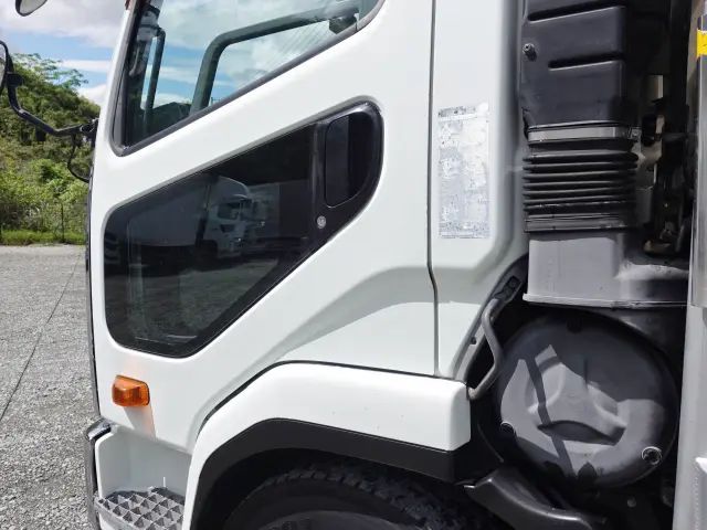 三菱 ファイター QKG-FK72FZ(2WD)の写真13