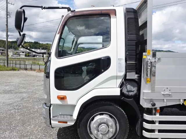 三菱 ファイター QKG-FK72FZ(2WD)の写真14