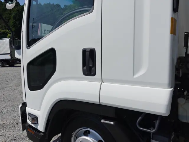 いすゞ フォワード TKG-FRR90S2(2WD)の写真11