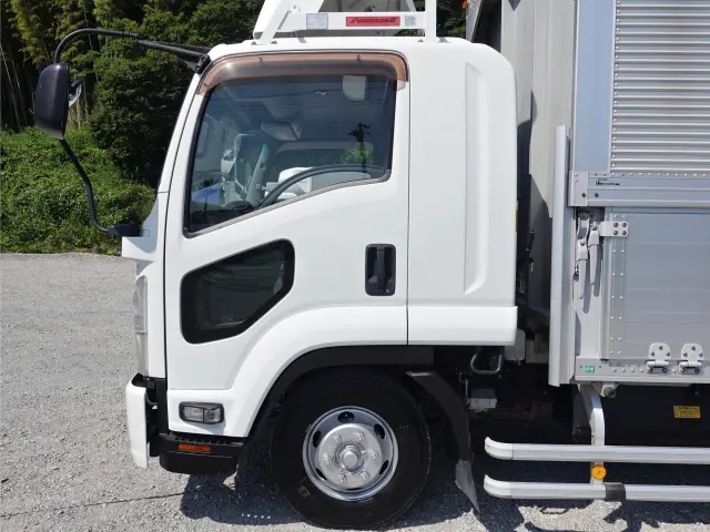 いすゞ フォワード TKG-FRR90S2(2WD)の写真12