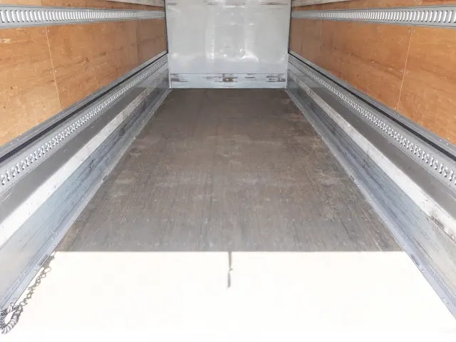 いすゞ フォワード TKG-FRR90S2(2WD)の写真16