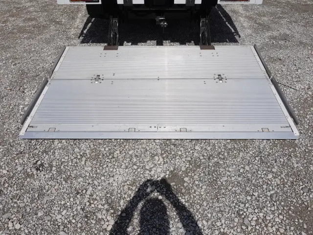 三菱 ファイター 2KG-FK65F(2WD)の写真15