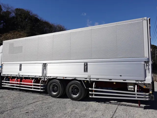 日野 プロフィア QPG-FR1EXEG(6x2)の写真11