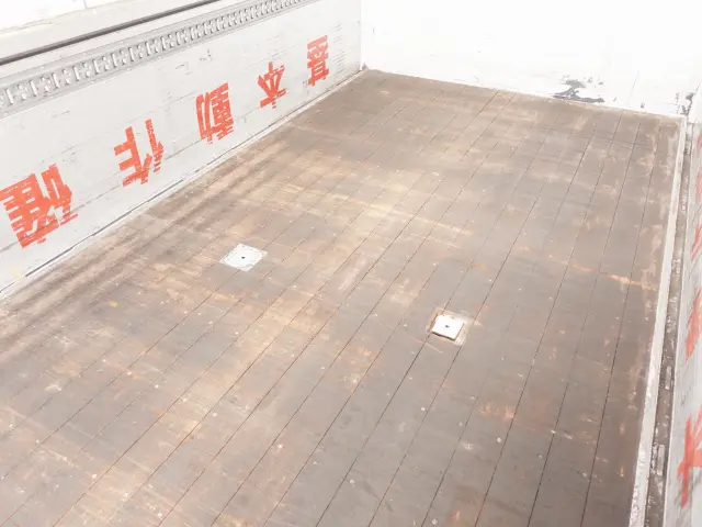 日野 プロフィア QPG-FR1EXEG(6x2)の写真18