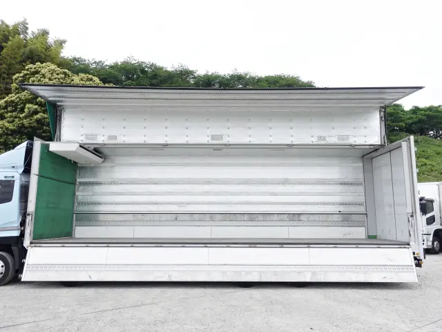 UD クオン QKG-CG5ZA(8x4)の写真19