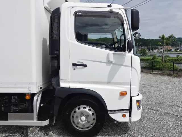 日野 レンジャー 2KG-FC2ABA(2WD)の写真4