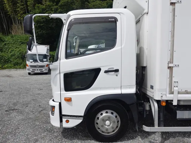 日野 レンジャー 2KG-FC2ABA(2WD)の写真10