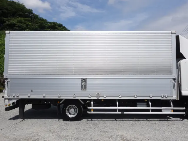 いすゞ フォワード TKG-FRR90T2(2WD)の写真5