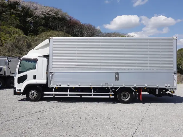 いすゞ フォワード 2RG-FRR90T2(2WD)の写真12