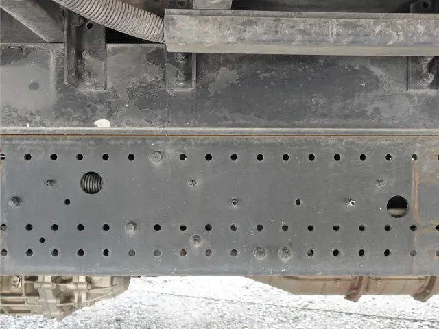 いすゞ フォワード TKG-FRR90T2(2WD)の写真22
