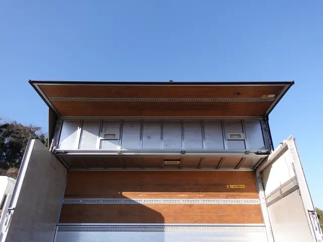 いすゞ フォワード PDG-FRR34T2(2WD)の写真14