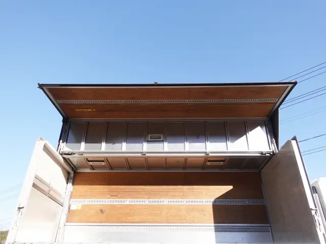 いすゞ フォワード PDG-FRR34T2(2WD)の写真15