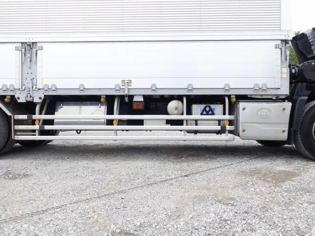 UD クオン 2PG-CD5CA(6x2)の写真13