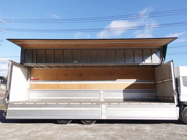 ＵＤ クオン 2PG-CD5CA(6x2)の写真15