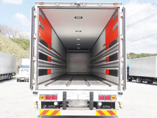 三菱 スーパーグレート QPG-FS64VZ(8x4)の写真16