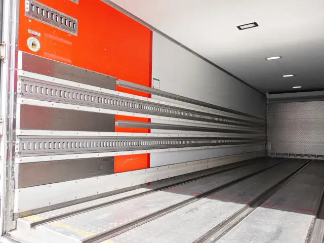 三菱 スーパーグレート QPG-FS64VZ(8x4)の写真17