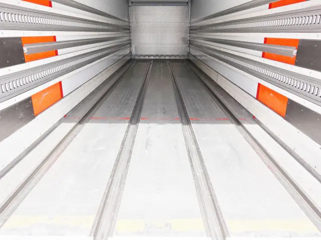 三菱 スーパーグレート QPG-FS64VZ(8x4)の写真20