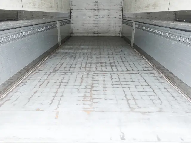 日野 レンジャー LDG-GK8JNAA(6x4)の写真14