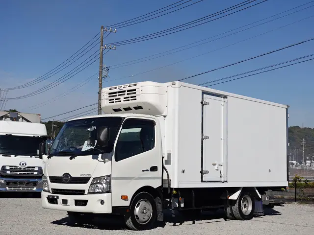 日野 デュトロ TPG-XZU710M(2WD)の写真22