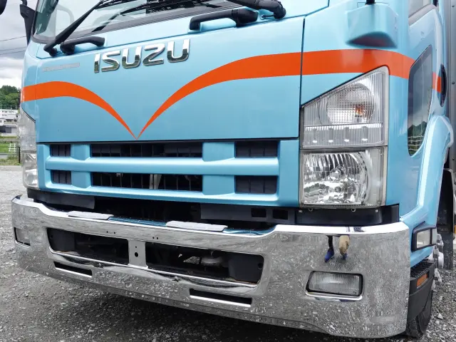 いすゞ フォワード SKG-FRR90S2(2WD)の写真4