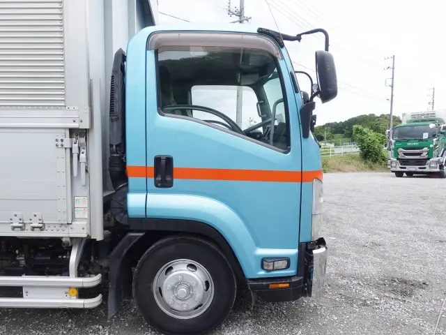 いすゞ フォワード SKG-FRR90S2(2WD)の写真7