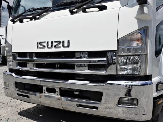 いすゞ フォワード LKG-FTR90S2(2WD)の写真4