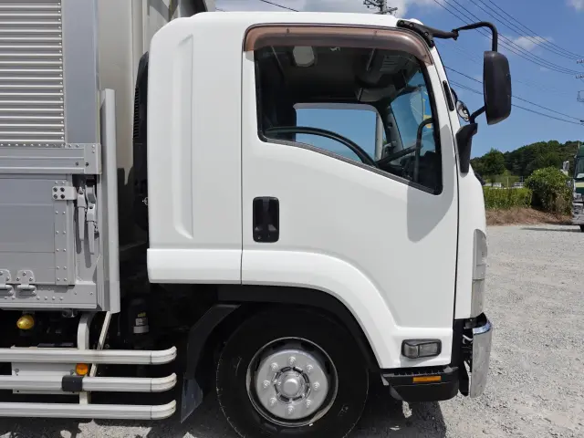 いすゞ フォワード LKG-FTR90S2(2WD)の写真7