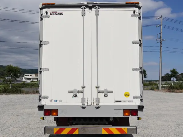 いすゞ フォワード LKG-FTR90S2(2WD)の写真10