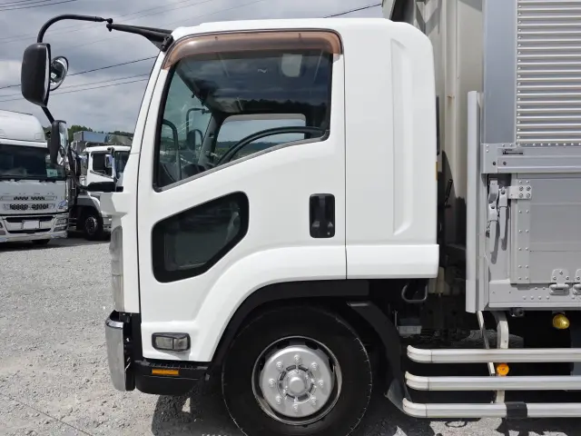 いすゞ フォワード LKG-FTR90S2(2WD)の写真13
