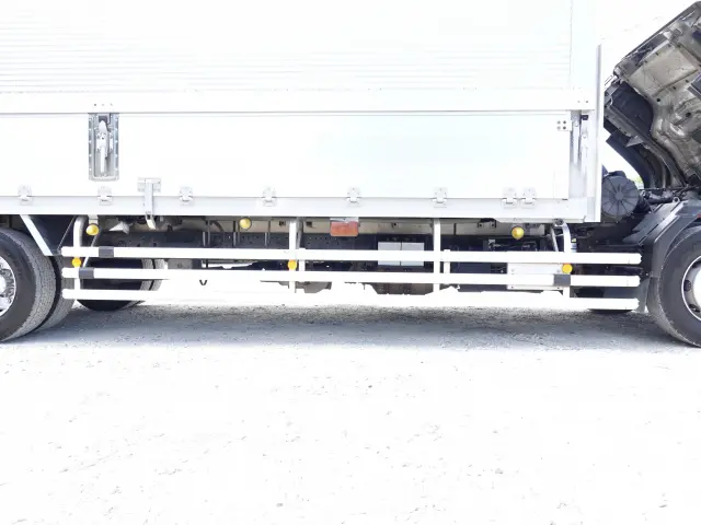 いすゞ フォワード LKG-FTR90S2(2WD)の写真19