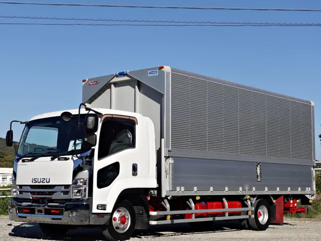 いすゞ フォワード 2RG-FRR90S2(2WD)の写真4