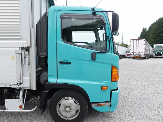日野 レンジャー TKG-FC9JJAA(2WD)の写真4