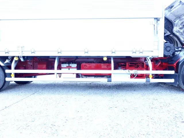 いすゞ フォワード 2RG-FRR90S2(2WD)の写真20