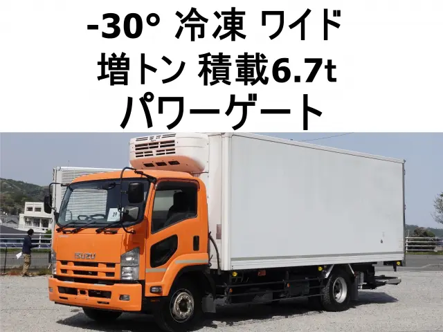 いすゞ フォワード LKG-FTR90S2(2WD)の写真1