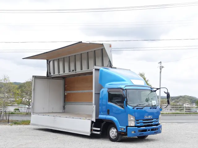 いすゞ フォワード TKG-FRR90T2(2WD)の写真27