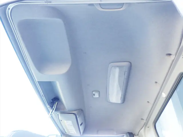 いすゞ フォワード SKG-FRR90S2(2WD)の写真18