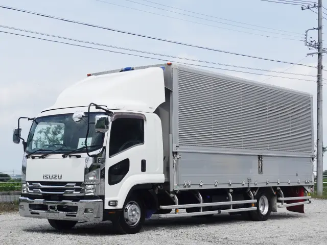 いすゞ フォワード 2RG-FRR90T2(2WD)の写真4