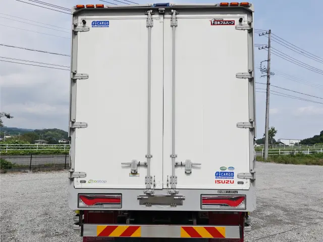 いすゞ フォワード 2RG-FRR90T2(2WD)の写真6
