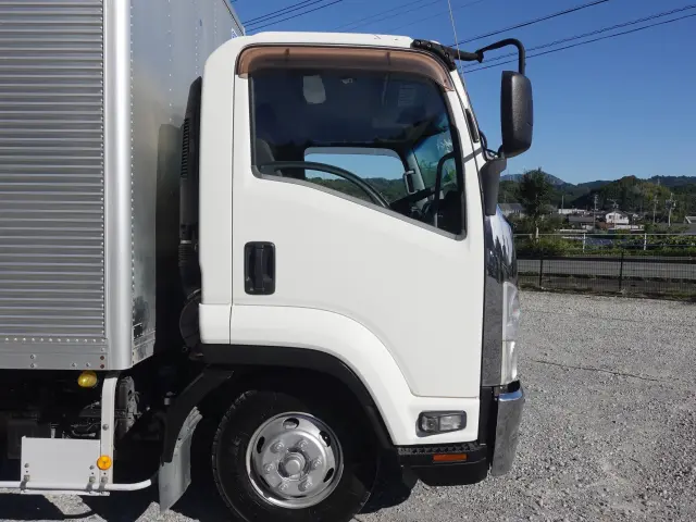 いすゞ フォワード TKG-FRR90S2(2WD)の写真4