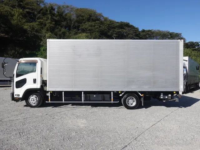 いすゞ フォワード TKG-FRR90S2(2WD)の写真7