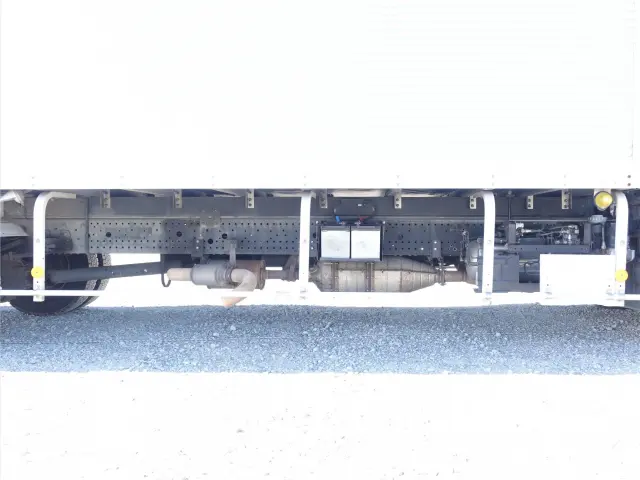 いすゞ フォワード TKG-FRR90S2(2WD)の写真15