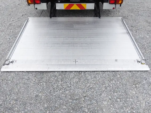 日野 レンジャー TKG-FD9JLAG(2WD)の写真9