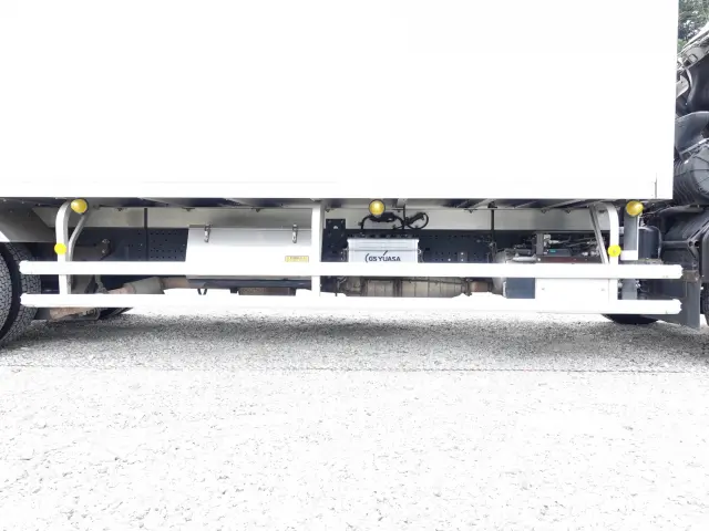 いすゞ フォワード TKG-FRR90T2(2WD)の写真14