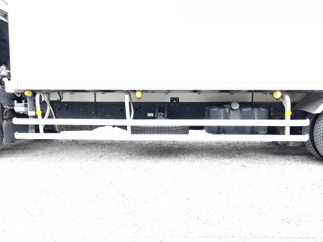 いすゞ フォワード TKG-FRR90T2(2WD)の写真18