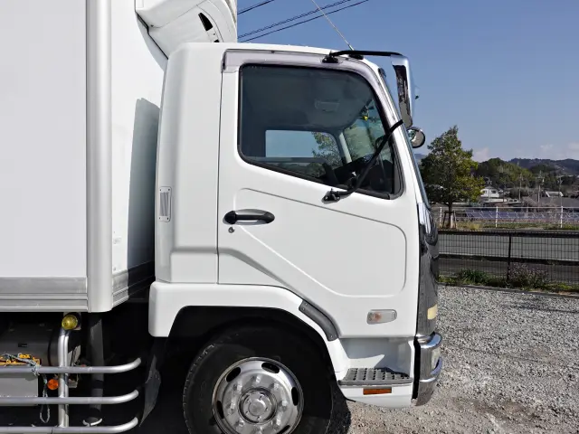 三菱 ファイター PJ-FK72FZ(2WD)の写真8