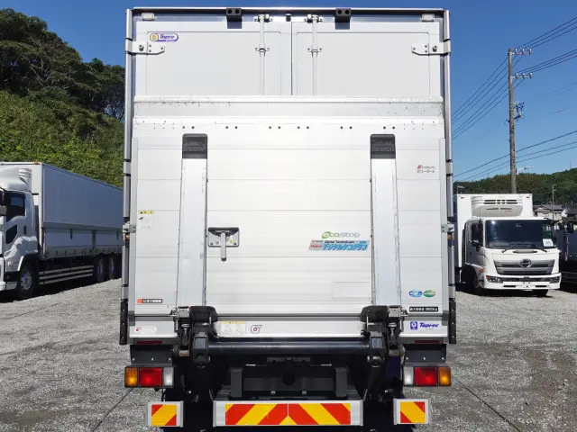 いすゞ エルフ 2RG-NPR88YN(2WD)の写真7