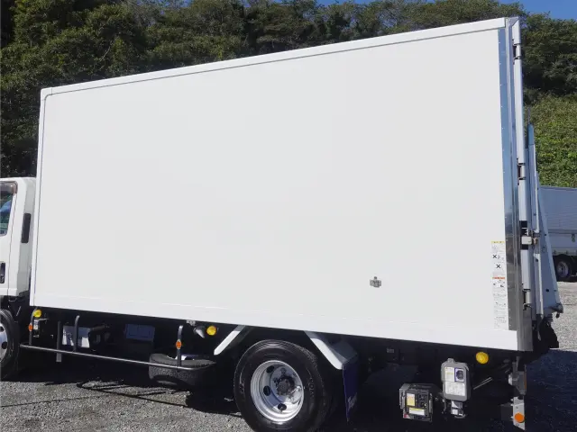いすゞ エルフ 2RG-NPR88YN(2WD)の写真8